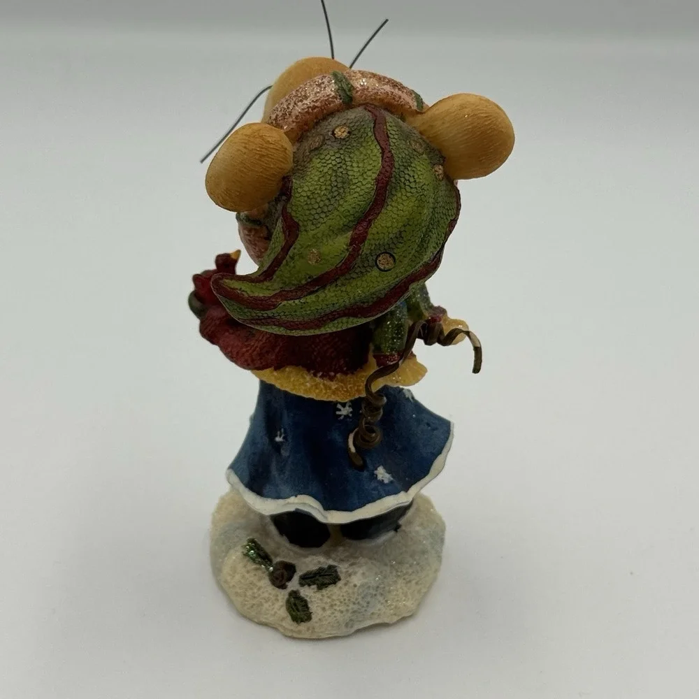 VTG Christmas Mouse Bobble Head Figurine, Holiday Decor, Cute Resin Collectible!